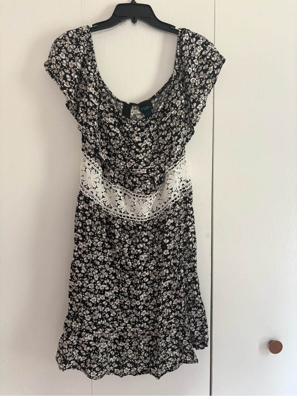 Rue21 Black and White Floral Dress with Crochet Waist